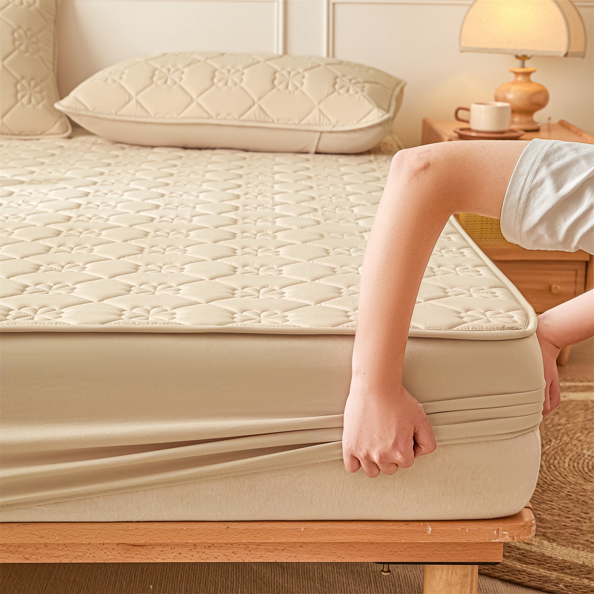 91家纺网 家纺一手货源 找家纺 （总）雯豆家纺 2025新款简约防水款水洗棉夹棉床笠