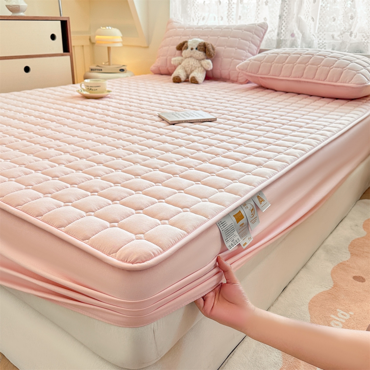 91家纺网 家纺一手货源 找家纺 雯豆家纺 2025新款简约水洗棉夹棉床笠-雅韵 雅韵-密合粉