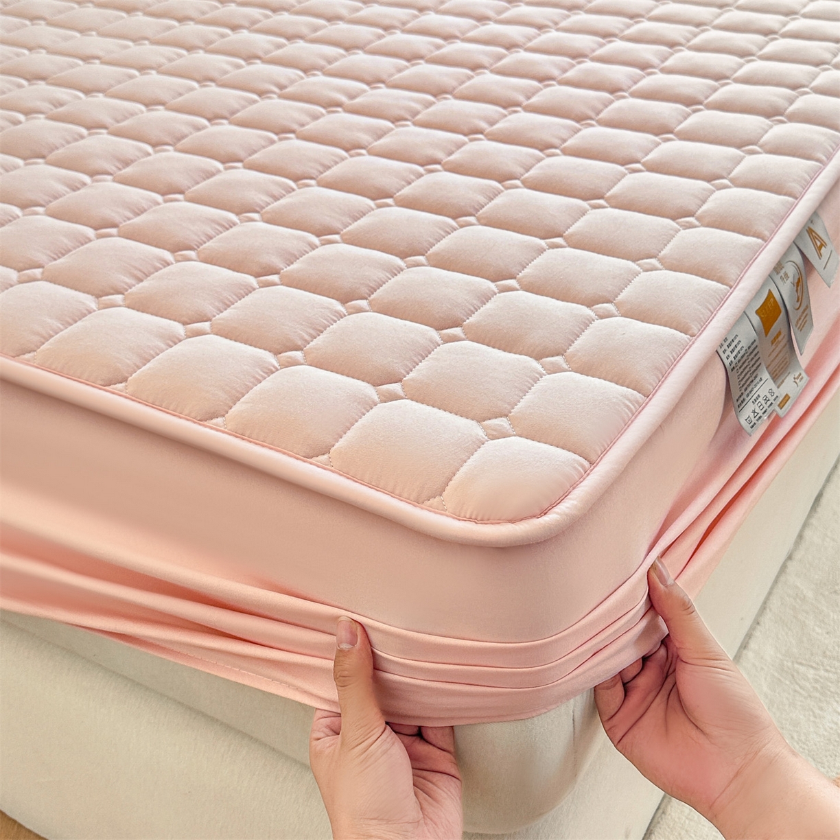 91家纺网 家纺一手货源 找家纺 雯豆家纺 2025新款简约水洗棉夹棉床笠-雅韵 雅韵-密合粉