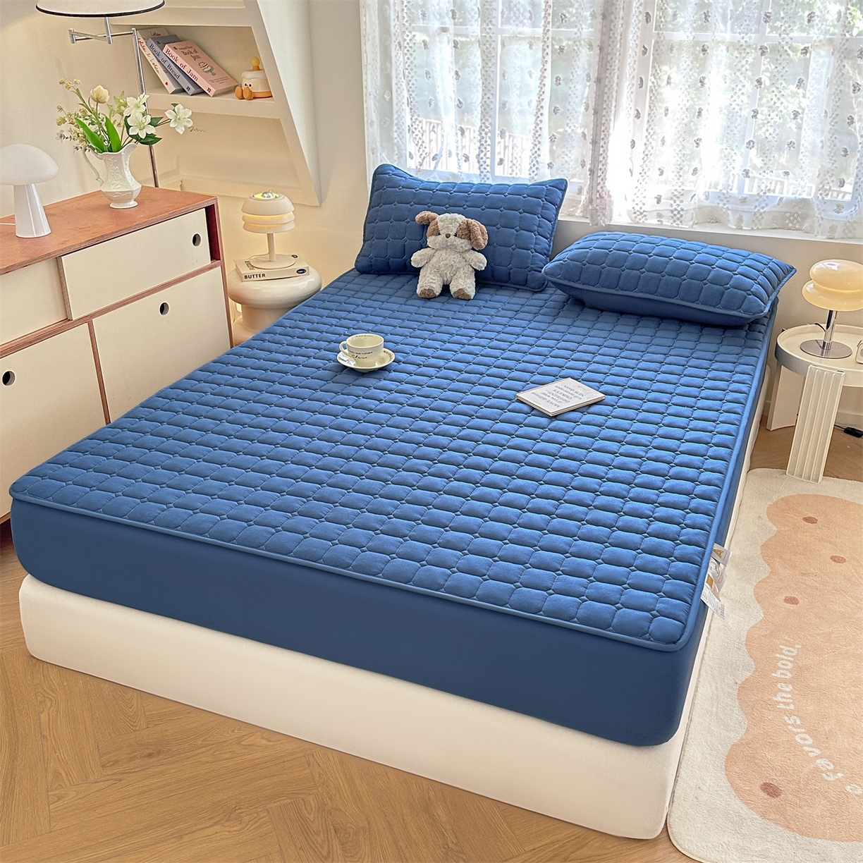 91家纺网 家纺一手货源 找家纺 雯豆家纺 2025新款简约水洗棉夹棉床笠-雅韵 雅韵-黛蓝