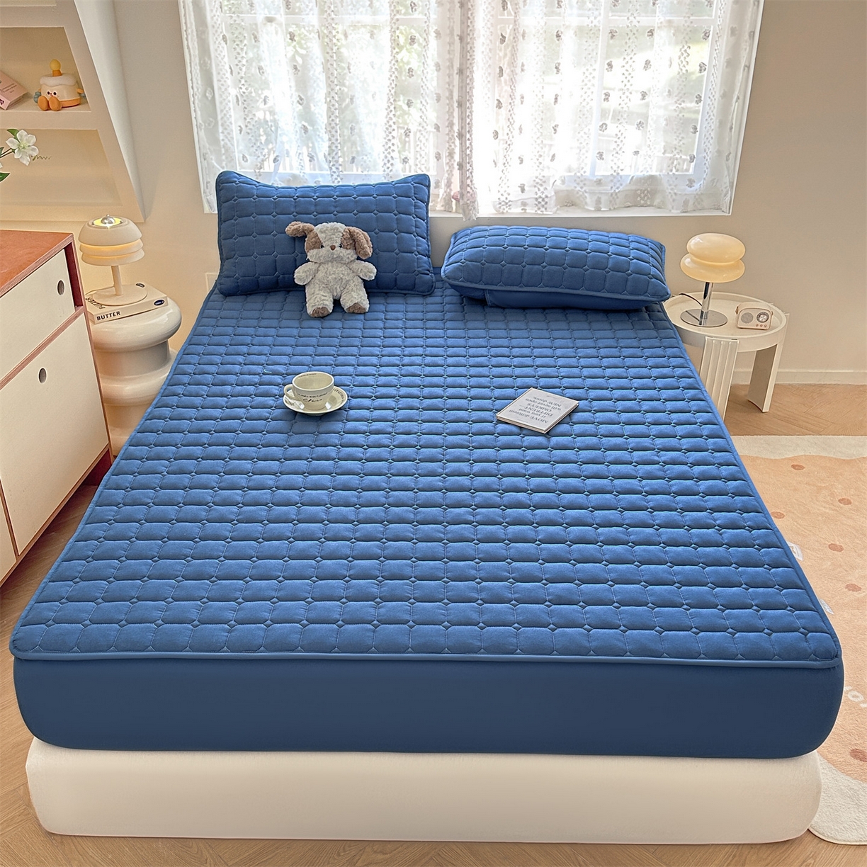 91家纺网 家纺一手货源 找家纺 雯豆家纺 2025新款简约水洗棉夹棉床笠-雅韵 雅韵-黛蓝