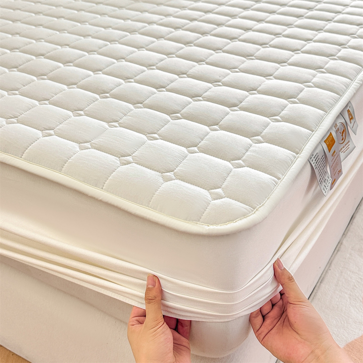 91家纺网 家纺一手货源 找家纺 雯豆家纺 2025新款简约水洗棉夹棉床笠-雅韵 雅韵-月光白