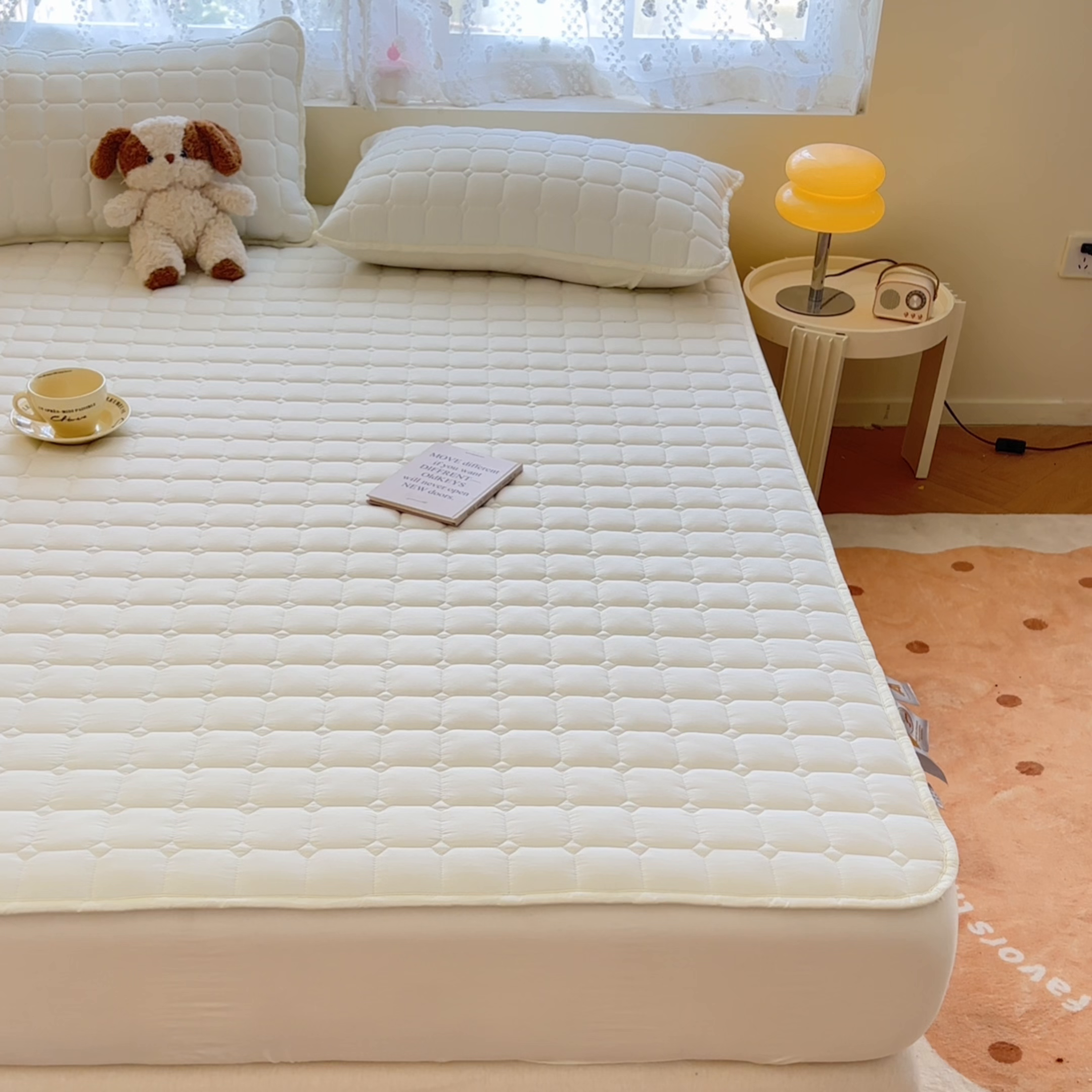 91家纺网 家纺一手货源 找家纺 雯豆家纺 2025新款简约水洗棉夹棉床笠-雅韵 雅韵-月光白