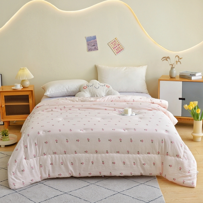 91家纺网 家纺一手货源 找家纺 博尔菲 2025新款小清新柔肤被 小清新柔肤被-07