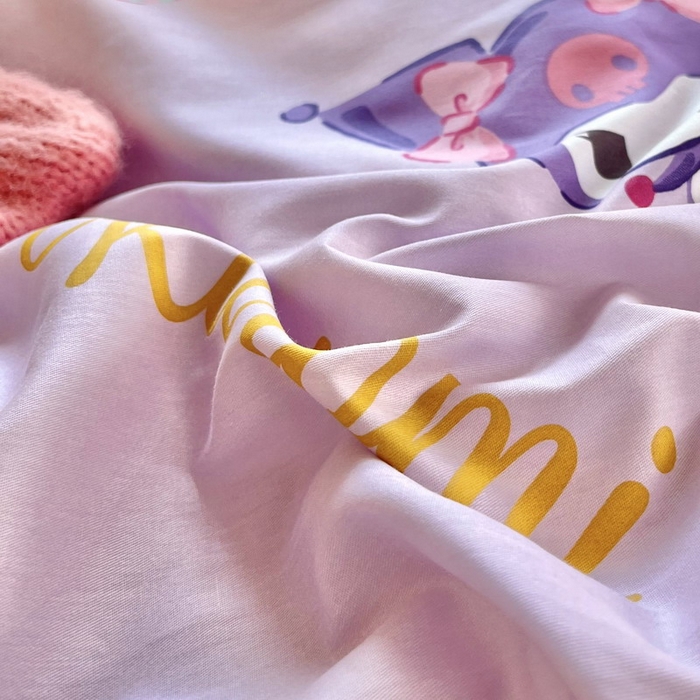 91家纺网 家纺一手货源 找家纺 蘭菲家纺 2025新款三丽鸥系列全棉印花三件套、四件套 小甜酱-紫