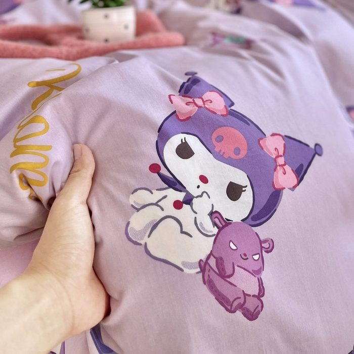 91家纺网 家纺一手货源 找家纺 蘭菲家纺 2025新款三丽鸥系列全棉印花三件套、四件套 小甜酱-紫