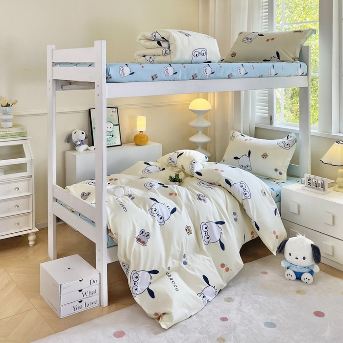 91家纺网 家纺一手货源 找家纺 蘭菲家纺 2025新款三丽鸥系列全棉印花三件套、四件套 眼镜狗-米