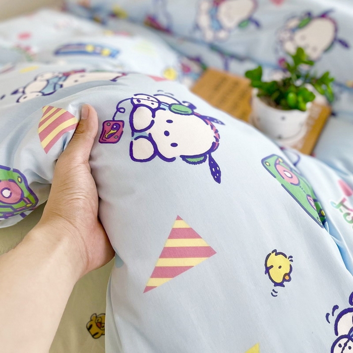 91家纺网 家纺一手货源 找家纺 蘭菲家纺 2025新款三丽鸥系列全棉印花三件套、四件套 演唱会-蓝