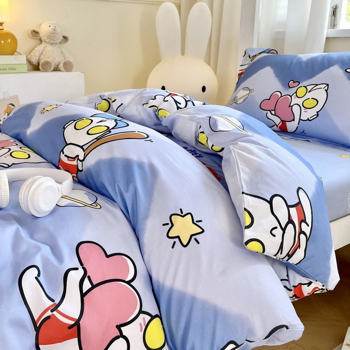 91家纺网 家纺一手货源 找家纺 （总）蘭菲家纺 2025新款学生季经典奥特曼系列全棉印花三件套、四件套