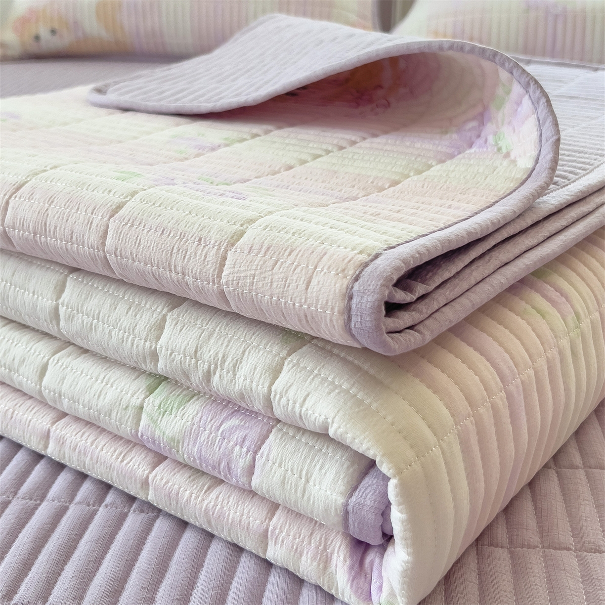 91家纺网 家纺一手货源 找家纺 （总）雯豆家纺 2025新品皱皱双层纱床盖泡泡纱床罩保护套