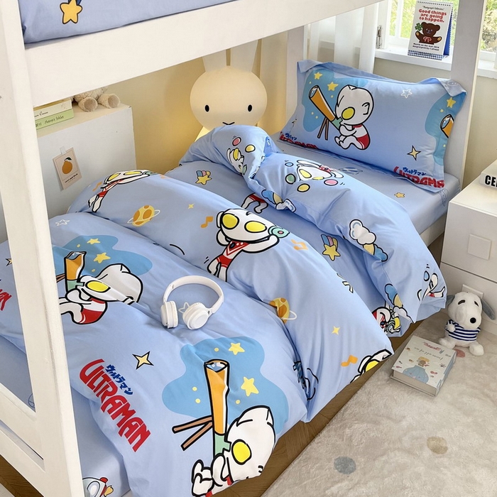 91家纺网 家纺一手货源 找家纺 （总）蘭菲家纺 2025新款学生季经典奥特曼系列全棉印花三件套、四件套