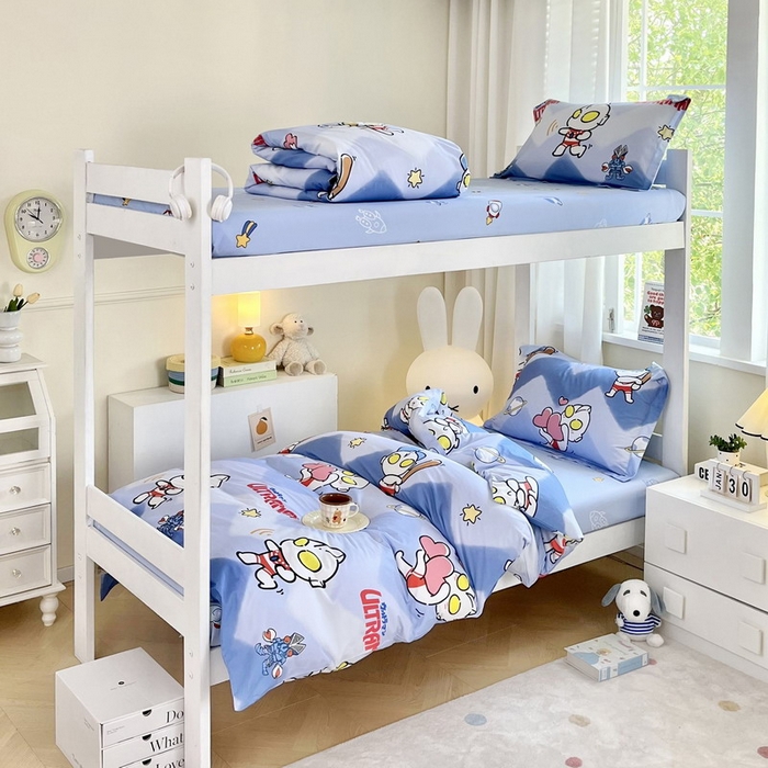 91家纺网 家纺一手货源 找家纺 蘭菲家纺 2025新款学生季经典奥特曼系列全棉印花三件套、四件套 棒球队