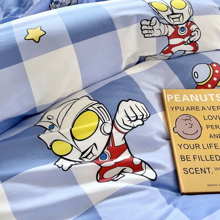 91家纺网 家纺一手货源 找家纺 蘭菲家纺 2025新款学生季经典奥特曼系列全棉印花三件套、四件套 随影