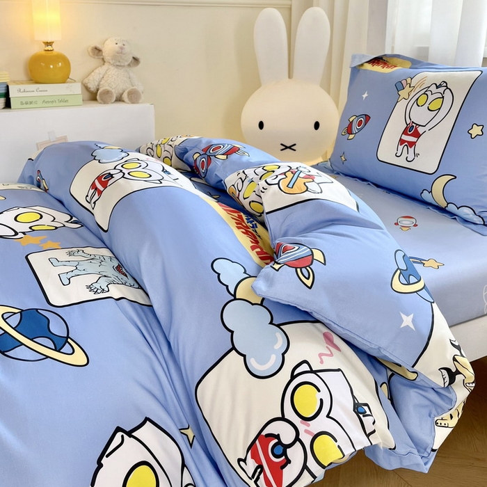 91家纺网 家纺一手货源 找家纺 蘭菲家纺 2025新款学生季经典奥特曼系列全棉印花三件套、四件套 太空游