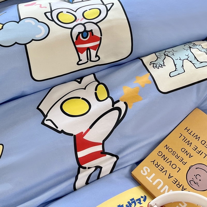 91家纺网 家纺一手货源 找家纺 蘭菲家纺 2025新款学生季经典奥特曼系列全棉印花三件套、四件套 太空游