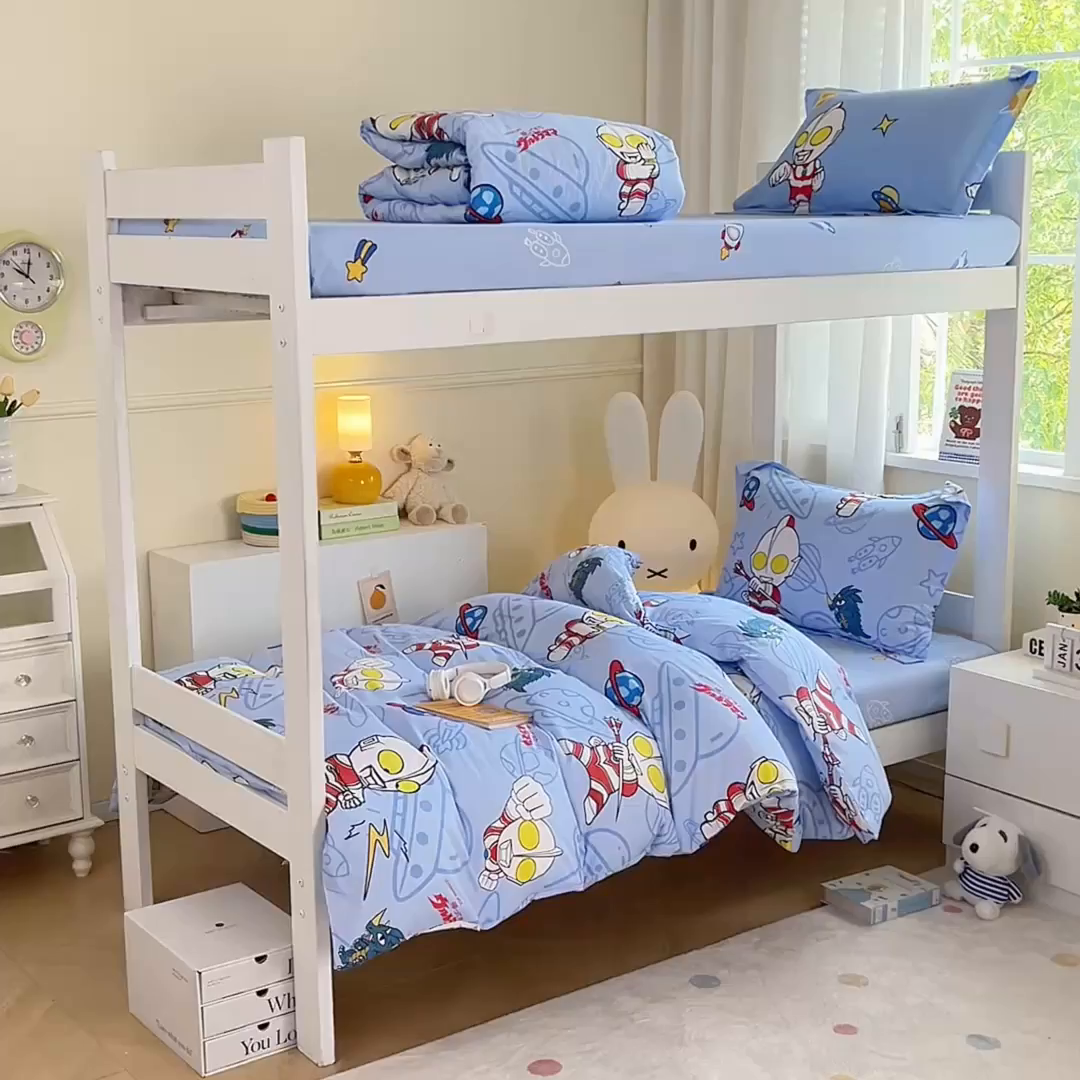 91家纺网 家纺一手货源 找家纺 蘭菲家纺 2025新款学生季经典奥特曼系列全棉印花三件套、四件套 宇宙飞人