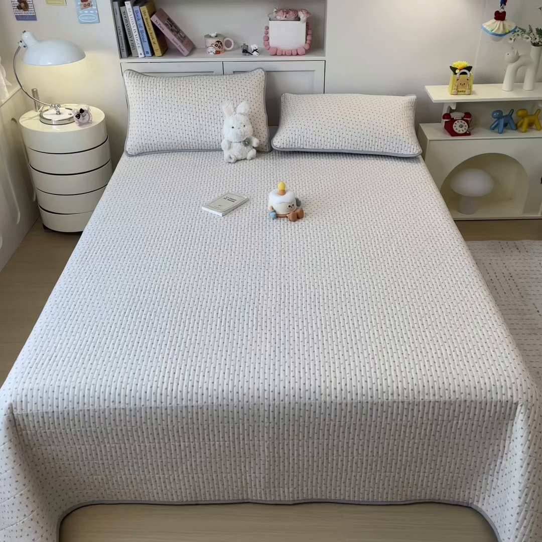 91家纺网 家纺一手货源 找家纺 雯豆家纺 2025新品皱皱双层纱床盖泡泡纱床罩保护套 初心