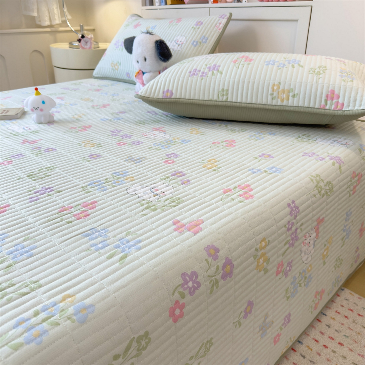 91家纺网 家纺一手货源 找家纺 雯豆家纺 2025新品皱皱双层纱床盖泡泡纱床罩保护套 春日小狗