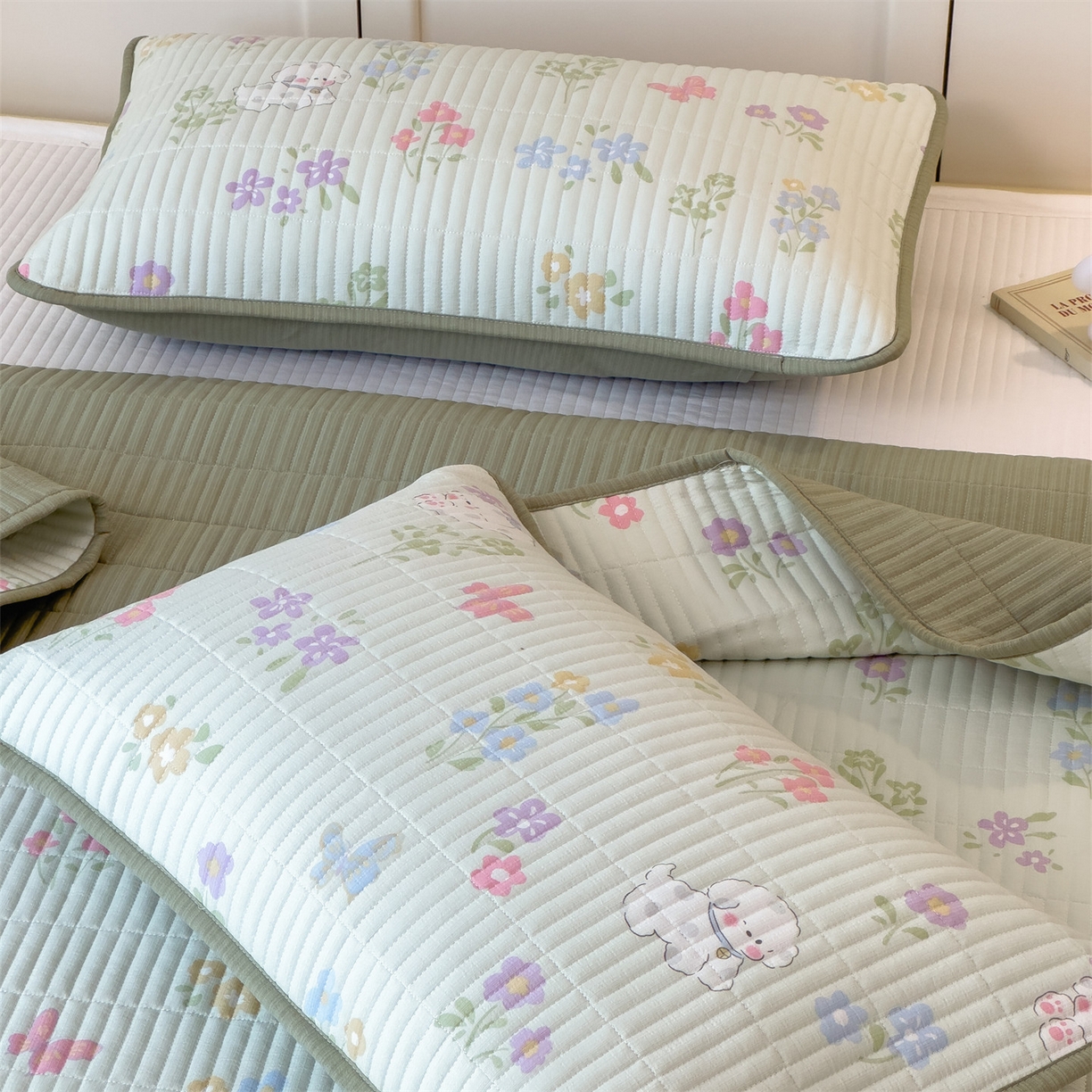 91家纺网 家纺一手货源 找家纺 雯豆家纺 2025新品皱皱双层纱床盖泡泡纱床罩保护套 春日小狗