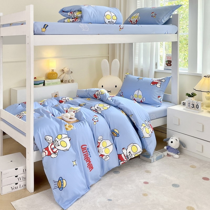 91家纺网 家纺一手货源 找家纺 蘭菲家纺 2025新款学生季经典奥特曼系列全棉印花三件套、四件套 追风