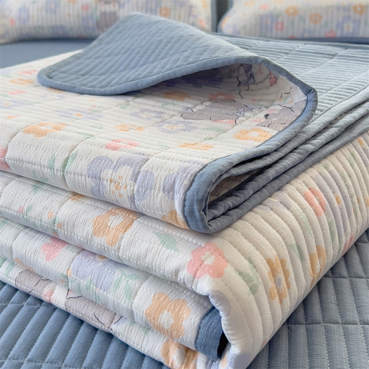 雯豆家纺 2025新品皱皱双层纱床盖泡泡纱床罩保护套 奶萌小狗