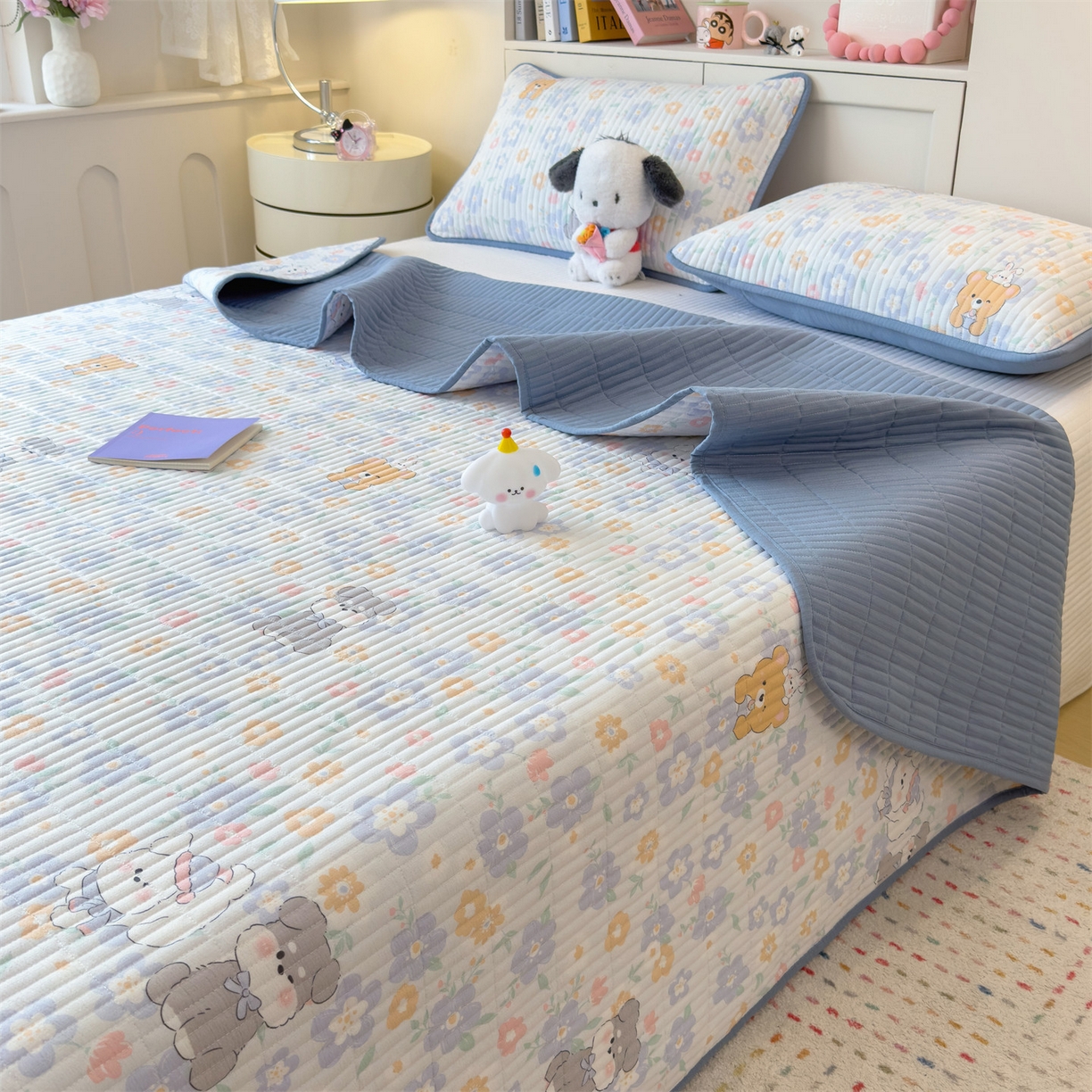 91家纺网 家纺一手货源 找家纺 雯豆家纺 2025新品皱皱双层纱床盖泡泡纱床罩保护套 奶萌小狗