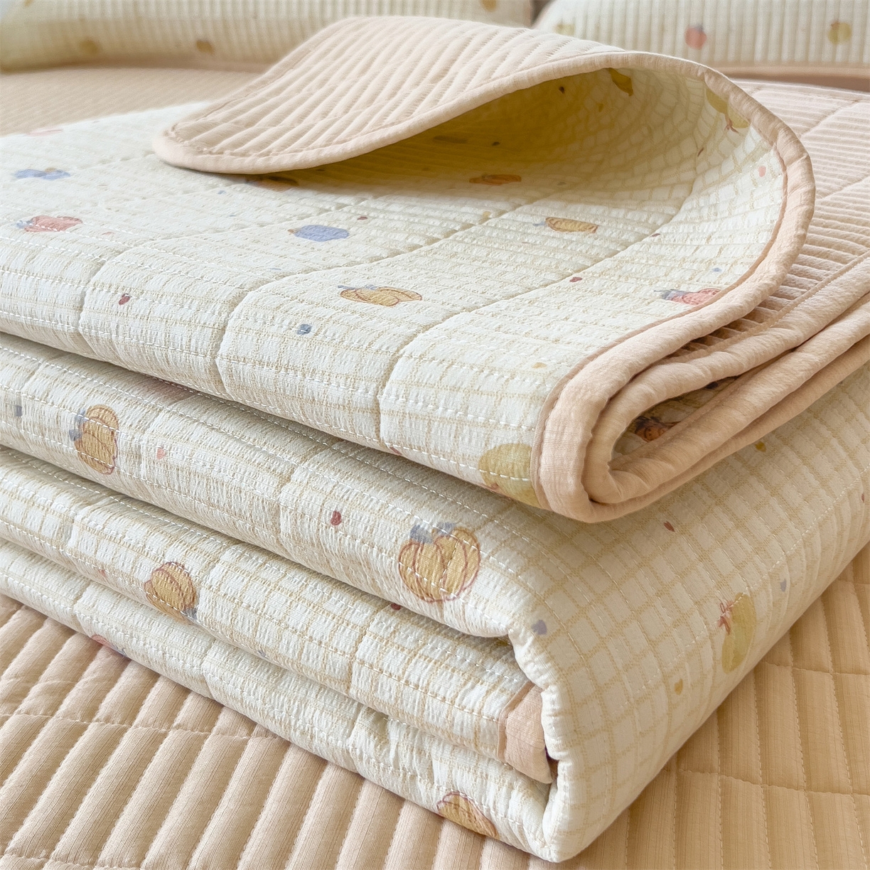 雯豆家纺 2025新品皱皱双层纱床盖泡泡纱床罩保护套 小南瓜