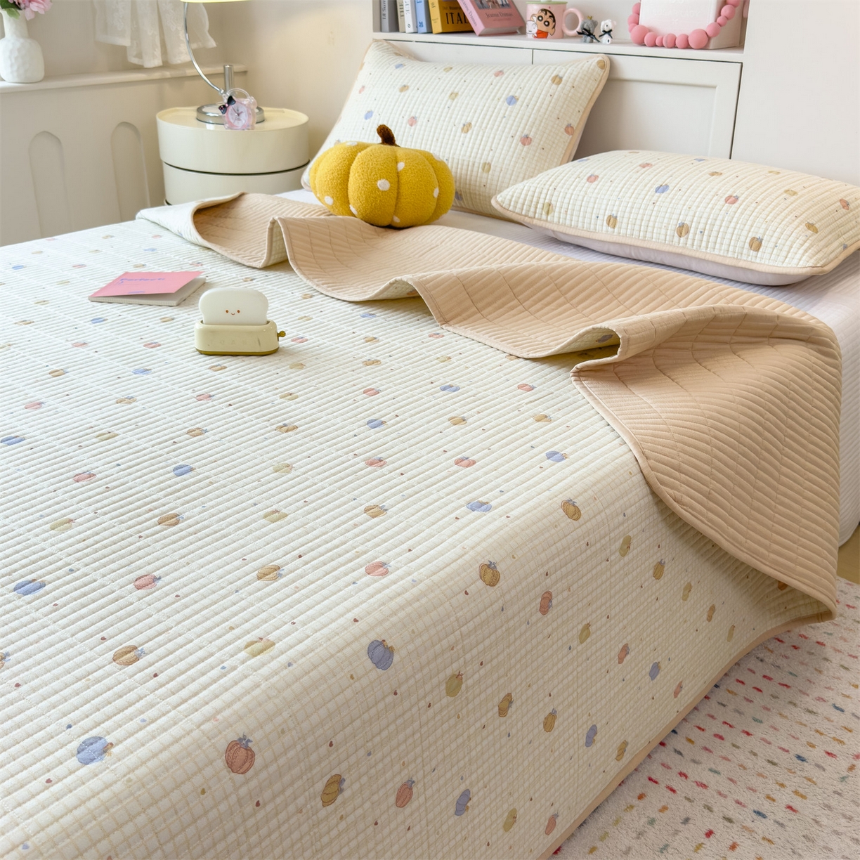 91家纺网 家纺一手货源 找家纺 雯豆家纺 2025新品皱皱双层纱床盖泡泡纱床罩保护套 小南瓜