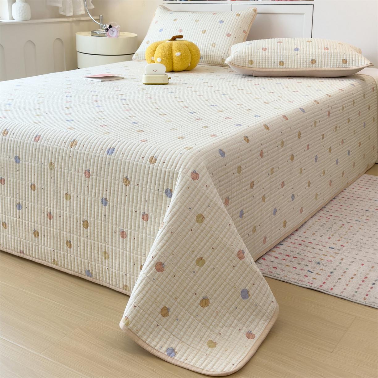 91家纺网 家纺一手货源 找家纺 雯豆家纺 2025新品皱皱双层纱床盖泡泡纱床罩保护套 小南瓜