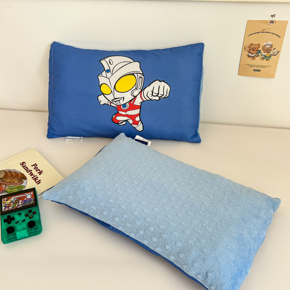 91家纺网 家纺一手货源 找家纺 孩子王家纺 2025新款A棉B绒全棉纯棉豆豆枕学生幼儿园系列 极限艾斯 30x50cm/只（带标）