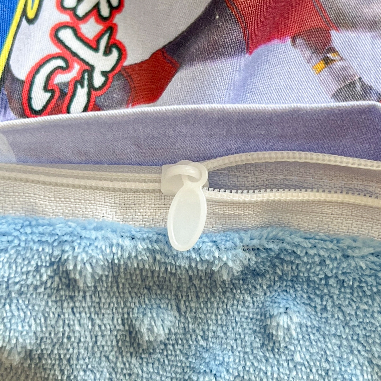 91家纺网 家纺一手货源 找家纺 孩子王家纺 2025新款A棉B绒全棉纯棉豆豆枕学生幼儿园系列 杰克战队 30x50cm/只（带标）