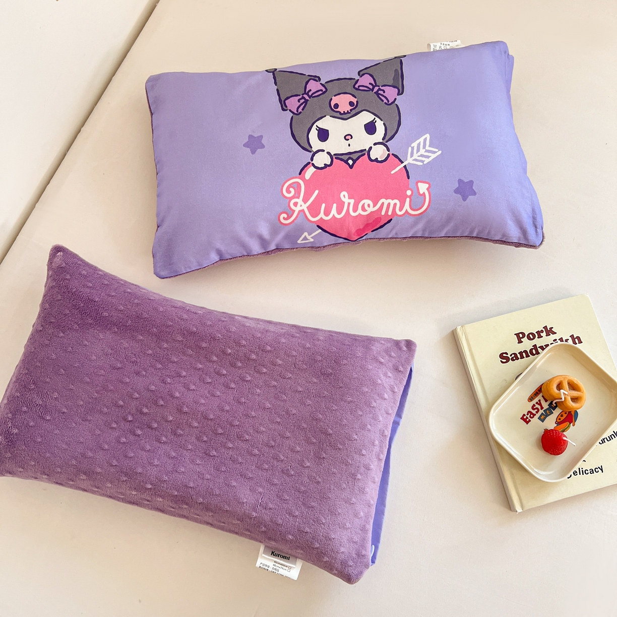 91家纺网 家纺一手货源 找家纺 孩子王家纺 2025新款A棉B绒全棉纯棉豆豆枕学生幼儿园系列 丘比特库洛米 30x50cm/只（带标）