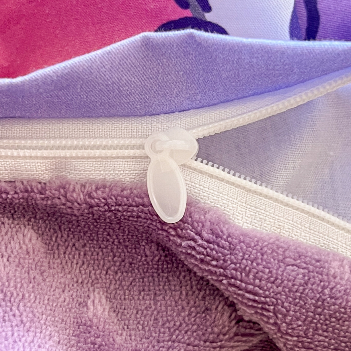 91家纺网 家纺一手货源 找家纺 孩子王家纺 2025新款A棉B绒全棉纯棉豆豆枕学生幼儿园系列 丘比特库洛米 30x50cm/只（带标）