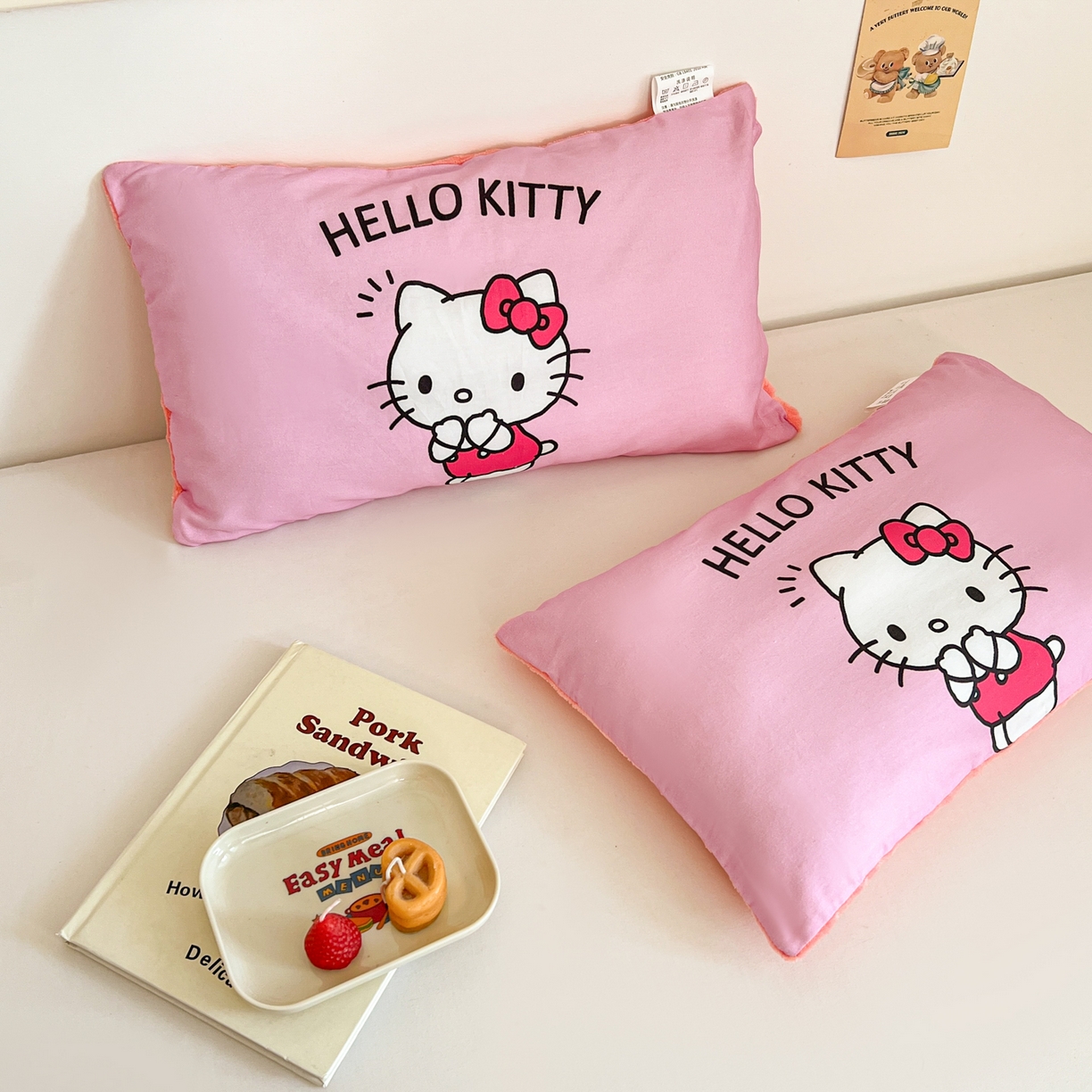 91家纺网 家纺一手货源 找家纺 孩子王家纺 2025新款A棉B绒全棉纯棉豆豆枕学生幼儿园系列 甜品凯蒂 30x50cm/只（带标）