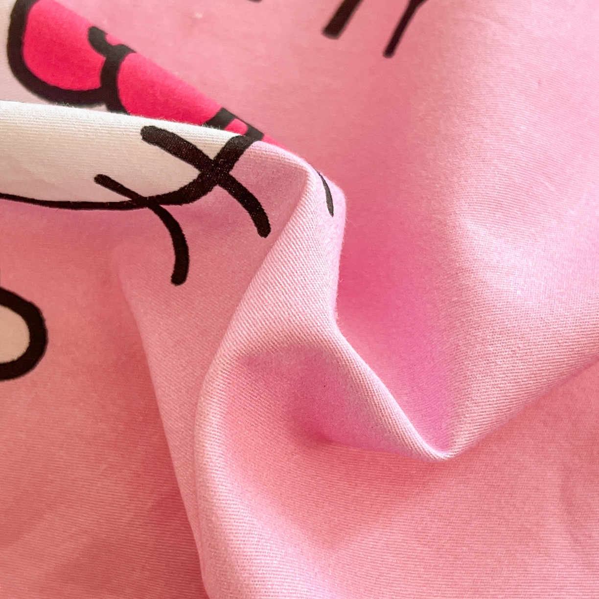 91家纺网 家纺一手货源 找家纺 孩子王家纺 2025新款A棉B绒全棉纯棉豆豆枕学生幼儿园系列 甜品凯蒂 30x50cm/只（带标）