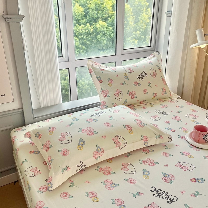 91家纺网 家纺一手货源 找家纺 蘭菲家纺 2025新款三丽鸥系列全棉印花单品床笠 蜜蜜小花园