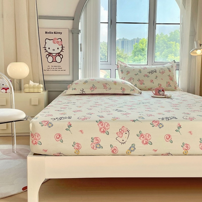 91家纺网 家纺一手货源 找家纺 蘭菲家纺 2025新款三丽鸥系列全棉印花单品床笠 蜜蜜小花园