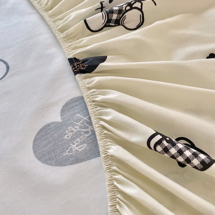 91家纺网 家纺一手货源 找家纺 蘭菲家纺 2025新款三丽鸥系列全棉印花单品床笠 小布熊