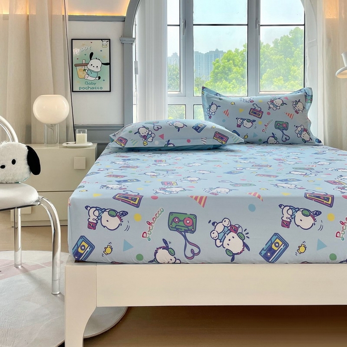 91家纺网 家纺一手货源 找家纺 蘭菲家纺 2025新款三丽鸥系列全棉印花单品床笠 演唱会-蓝