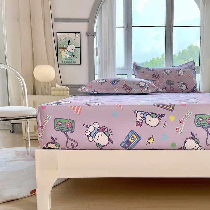 91家纺网 家纺一手货源 找家纺 蘭菲家纺 2025新款三丽鸥系列全棉印花单品床笠 演唱会-紫