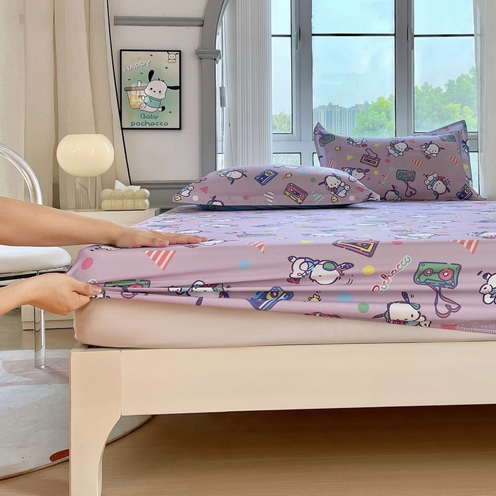 91家纺网 家纺一手货源 找家纺 蘭菲家纺 2025新款三丽鸥系列全棉印花单品床笠 演唱会-紫