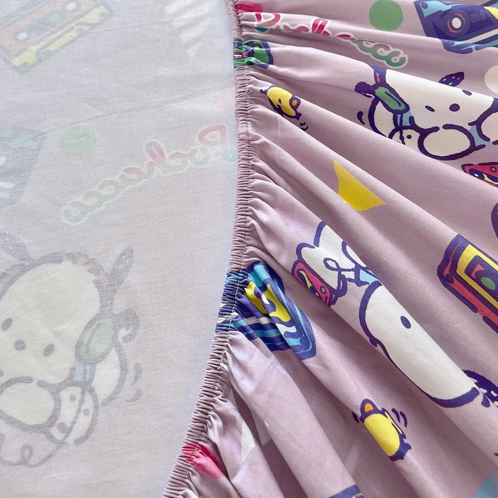 91家纺网 家纺一手货源 找家纺 蘭菲家纺 2025新款三丽鸥系列全棉印花单品床笠 演唱会-紫