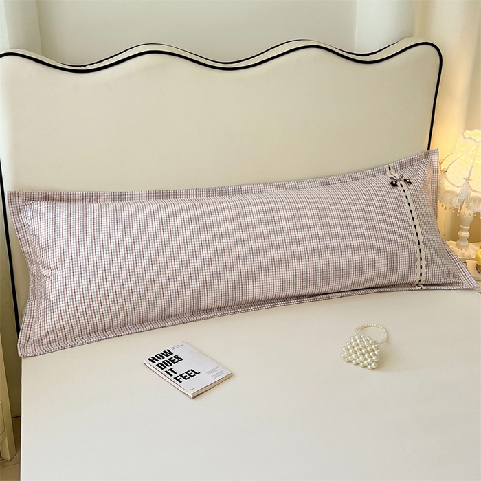 91家纺网 家纺一手货源 找家纺 梦舒羽 2025新款双层纱蕾丝花边格子枕套宿舍双人情侣1.8m枕芯套1.5米内胆套 魅力蓝咖