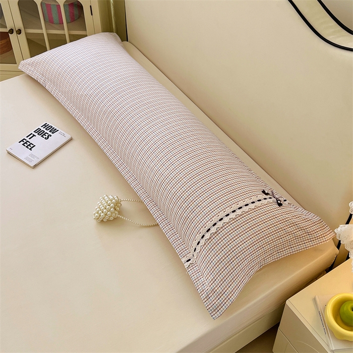 91家纺网 家纺一手货源 找家纺 梦舒羽 2025新款双层纱蕾丝花边格子枕套宿舍双人情侣1.8m枕芯套1.5米内胆套 魅力蓝咖