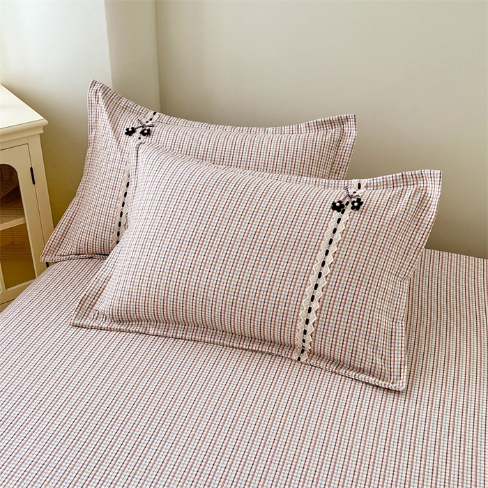 91家纺网 家纺一手货源 找家纺 梦舒羽 2025新款双层纱蕾丝花边格子枕套宿舍单人枕芯套内胆套一对装 魅力蓝咖