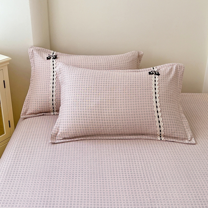 91家纺网 家纺一手货源 找家纺 梦舒羽 2025新款双层纱蕾丝花边格子枕套宿舍单人枕芯套内胆套一对装 莱茵粉格