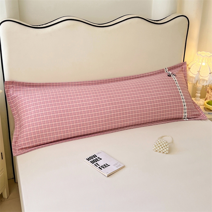 91家纺网 家纺一手货源 找家纺 梦舒羽 2025新款双层纱蕾丝花边格子枕套宿舍双人情侣1.8m枕芯套1.5米内胆套 落日红格