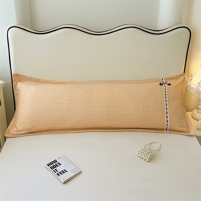 91家纺网 家纺一手货源 找家纺 梦舒羽 2025新款双层纱蕾丝花边格子枕套宿舍双人情侣1.8m枕芯套1.5米内胆套 秋田黄格