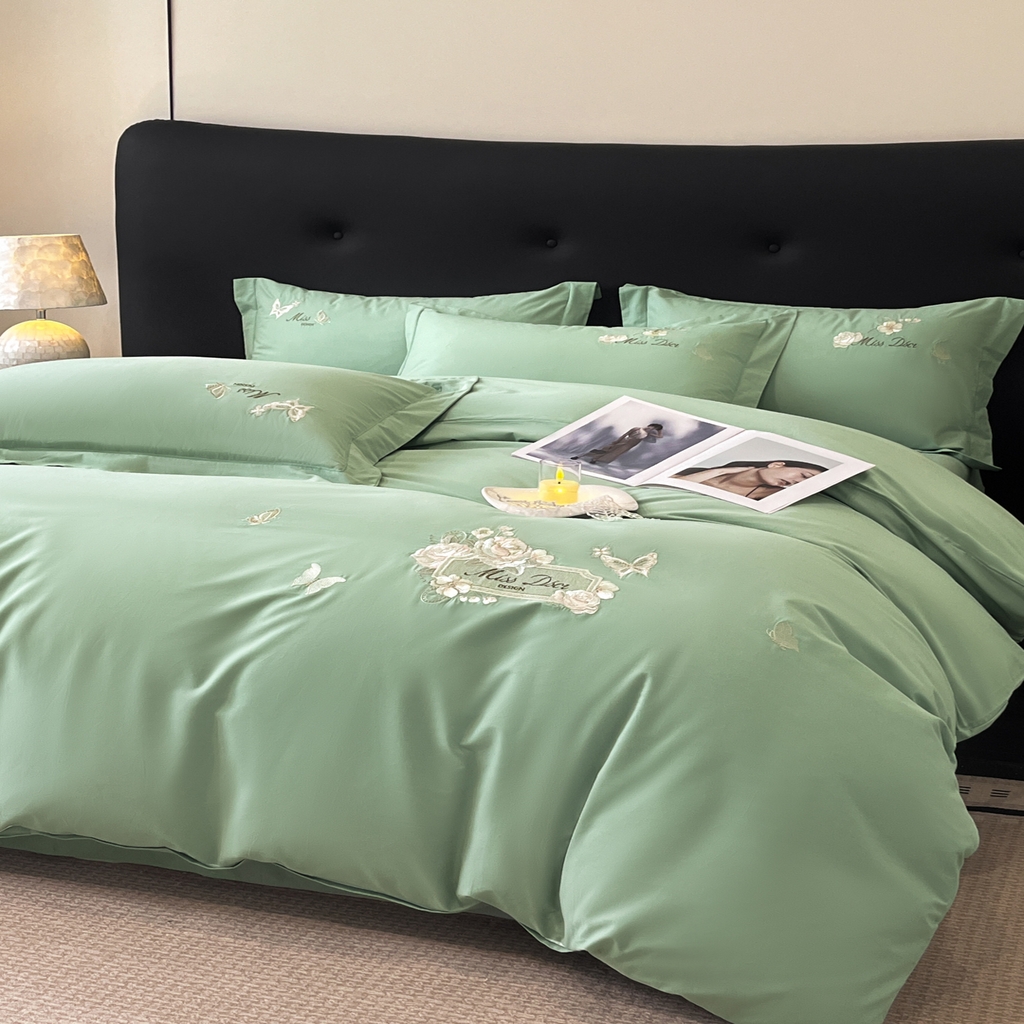 91家纺网 家纺一手货源 找家纺 禾时2025新款全棉磨毛刺绣四件套-香榭丽 冰川绿