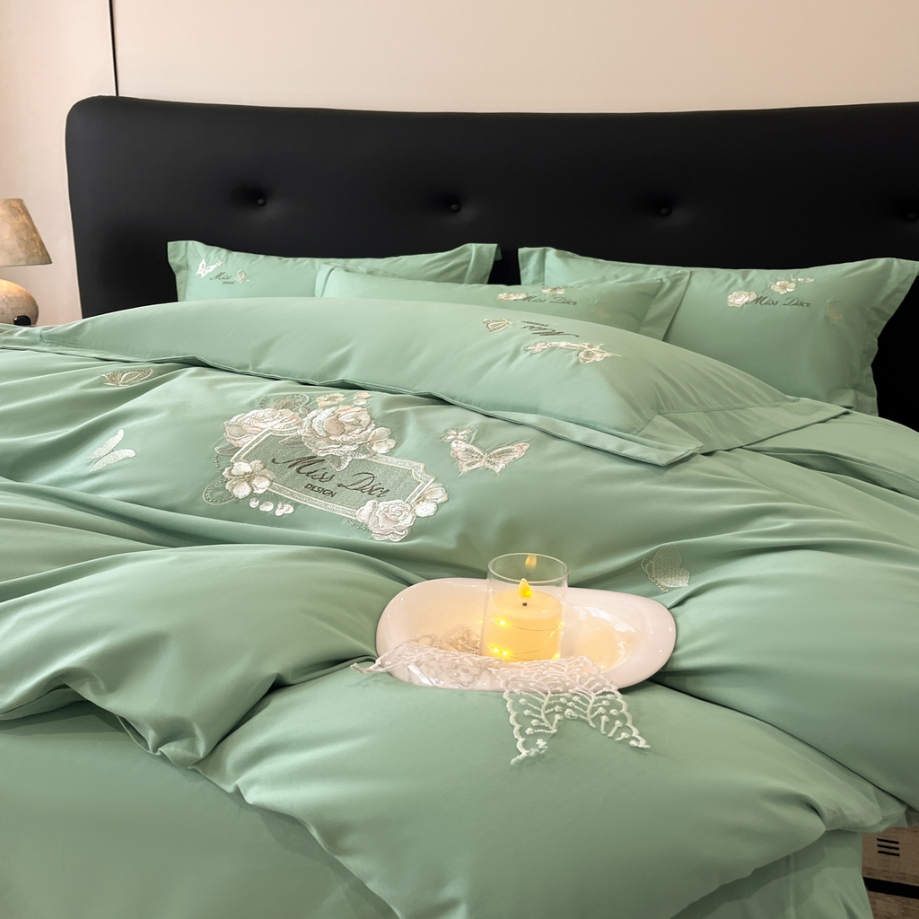 91家纺网 家纺一手货源 找家纺 禾时2025新款全棉磨毛刺绣四件套-香榭丽 冰川绿